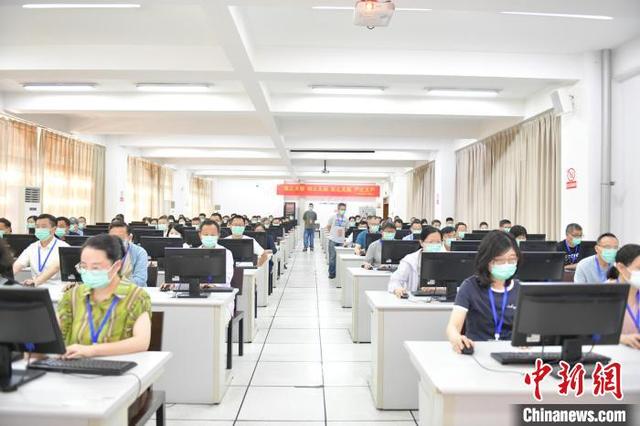 安徽大学毕业证(安徽大学的毕业证)