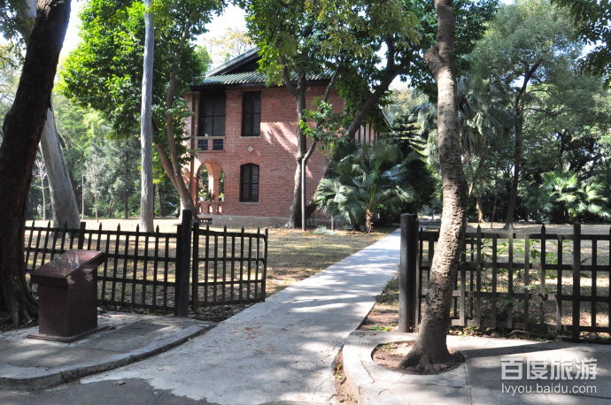 中山大学毕业证(中山大学毕业证外壳)