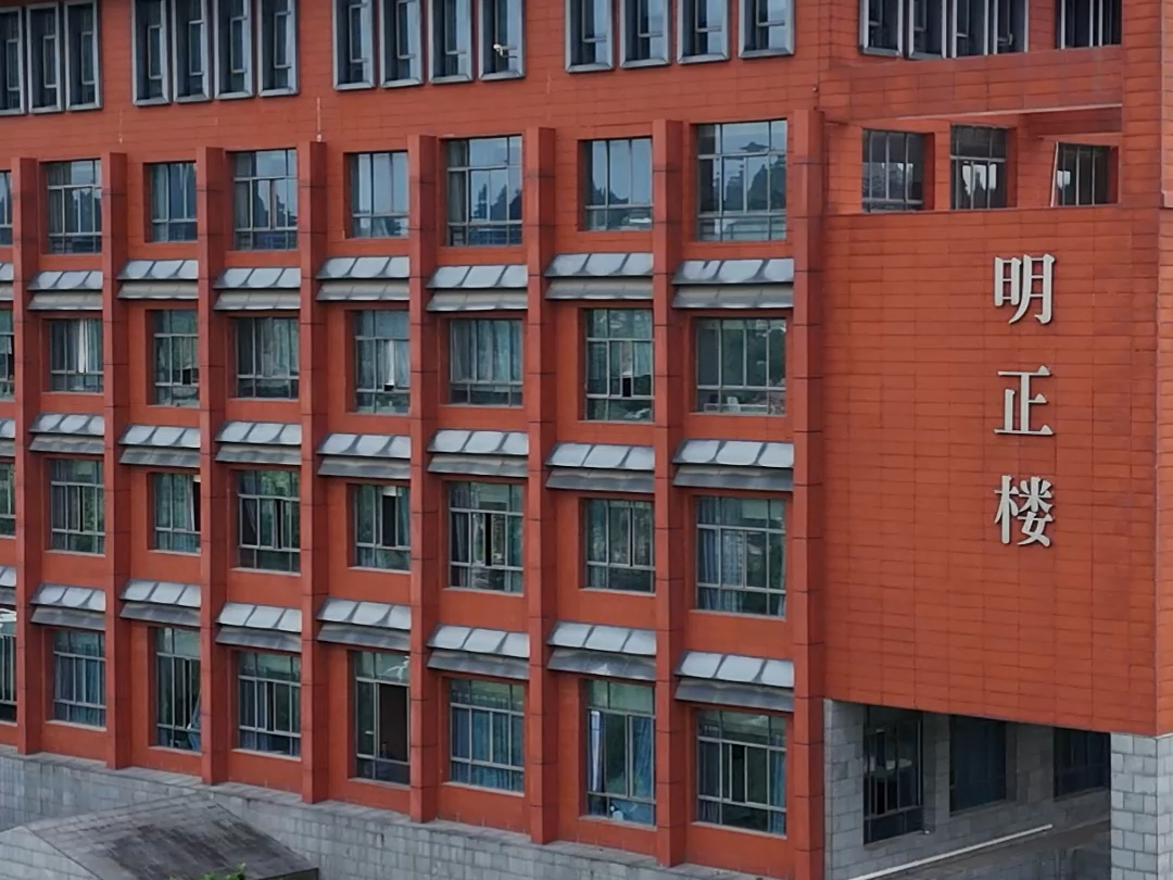 贵州大学(贵州大学是211大学还是985大学?)